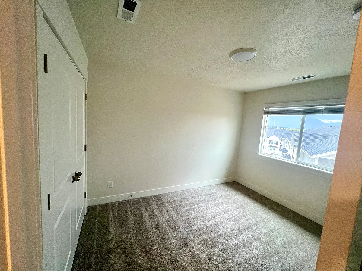 Private Bedroom with closet - 1304 N Sage Dr #2