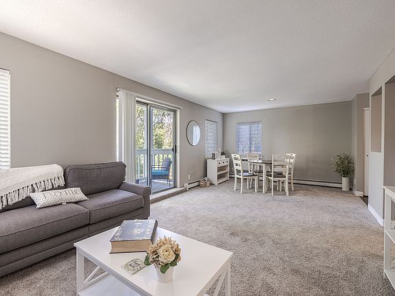 3rd image of 3515 Federal Dr #2-301
