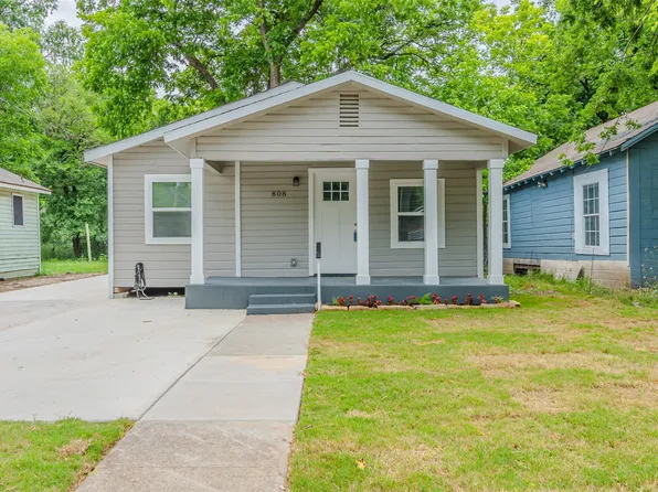 808 N Montgomery St, Sherman, TX 75090