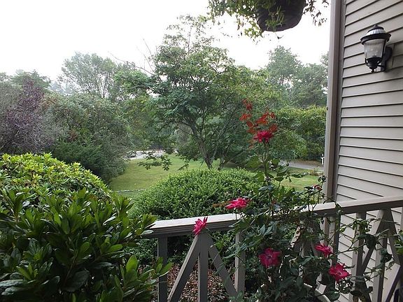 4th image of 39 Beechwood St APT 3