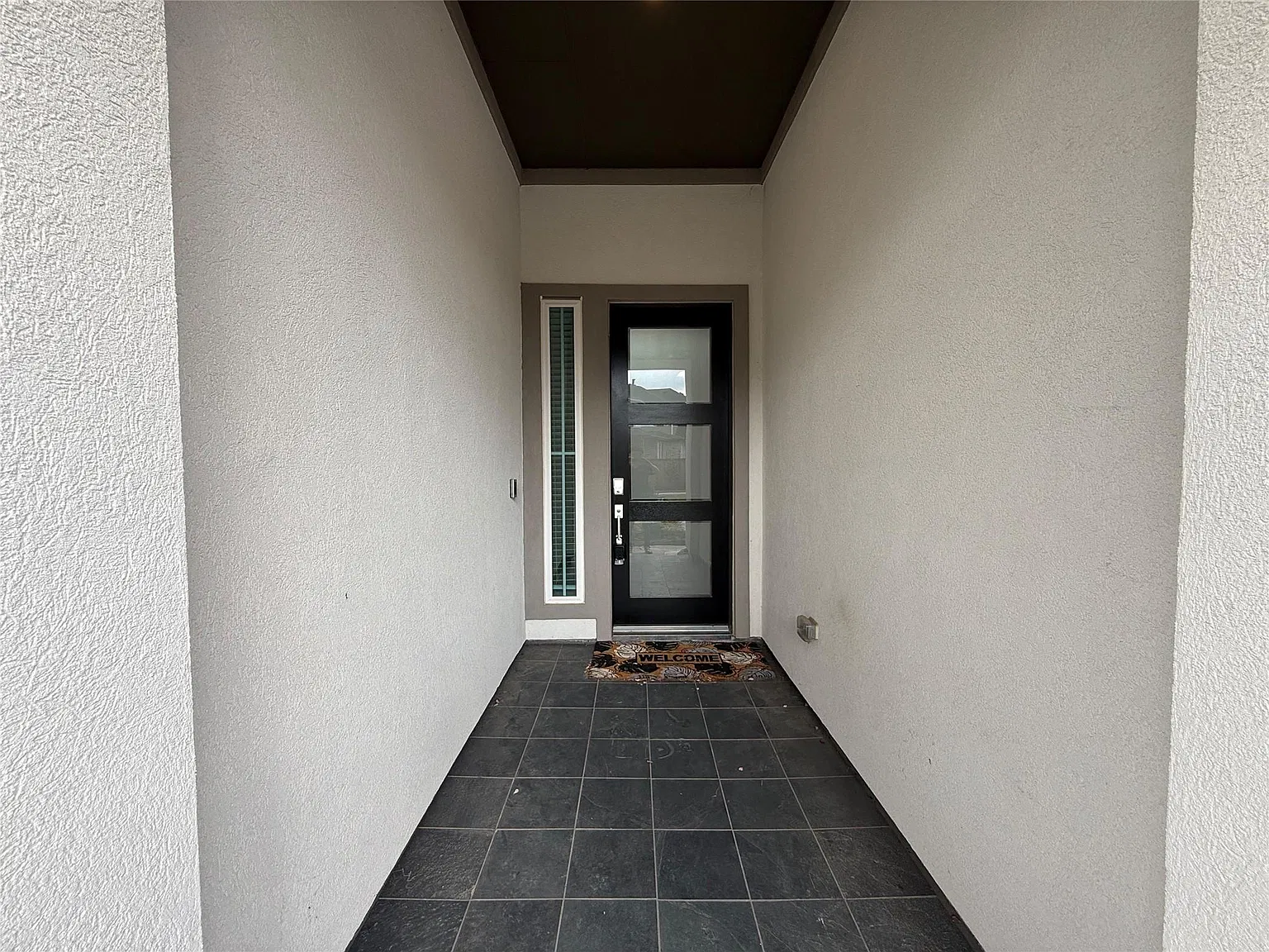 4 bed, 3.0 bath, 3175 sqft, $3,800 — Photo 2