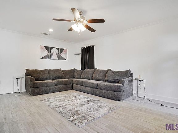 2nd image of 10157 Cashel Ave APT A