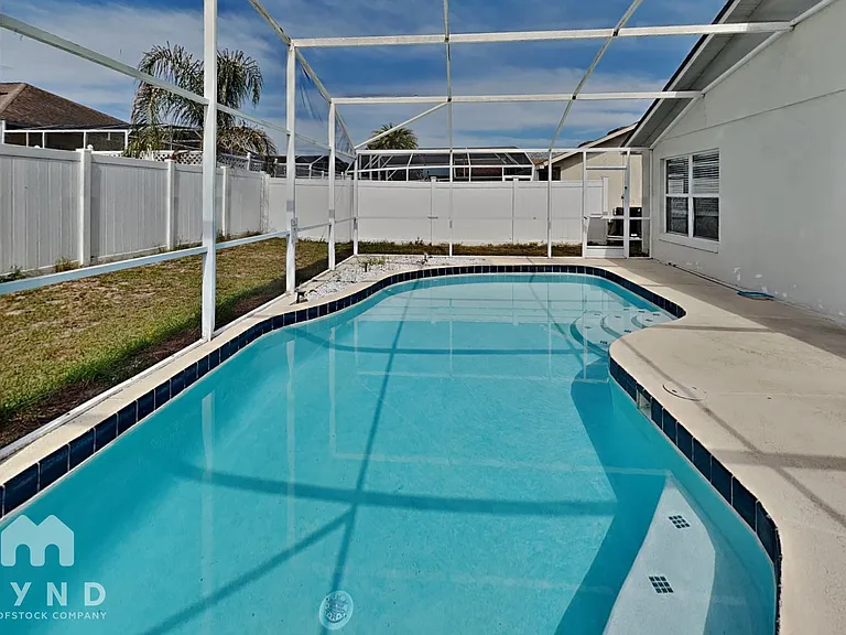8655 Wellington Loop — Photo 24