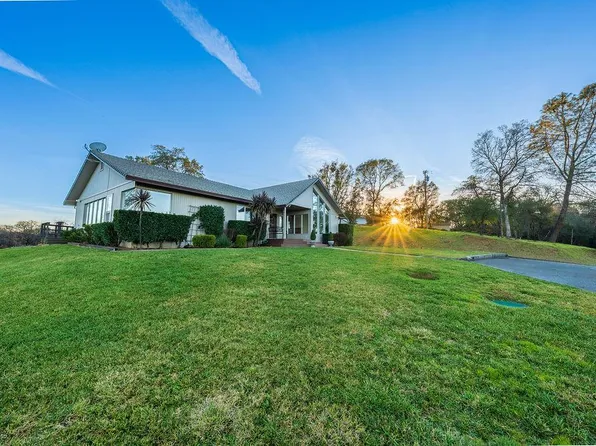 13420 Mesa Dr, Grass Valley, CA 95949