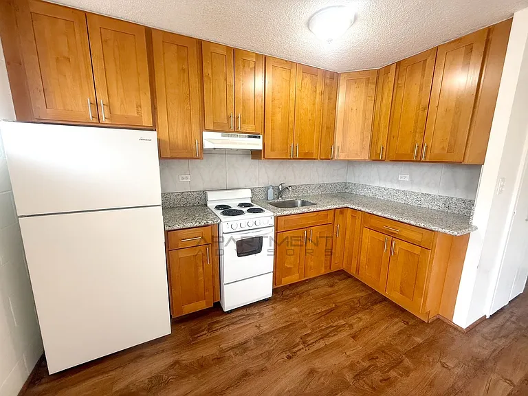 2717 S King St — Photo 6