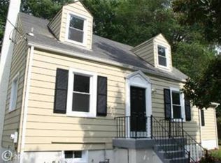 6606 Pine Grove Dr, Suitland, MD 20746