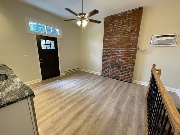 3rd image of 300 S Fairmount St APT 1