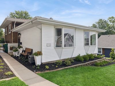 719 Ledochowski St, Lemont, IL, 60439