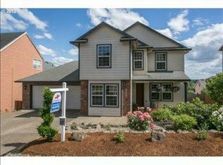 1015 SW Arrowhead Pl, Dundee, OR 97115