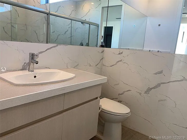 2942 SW 27th Ter — Photo 54