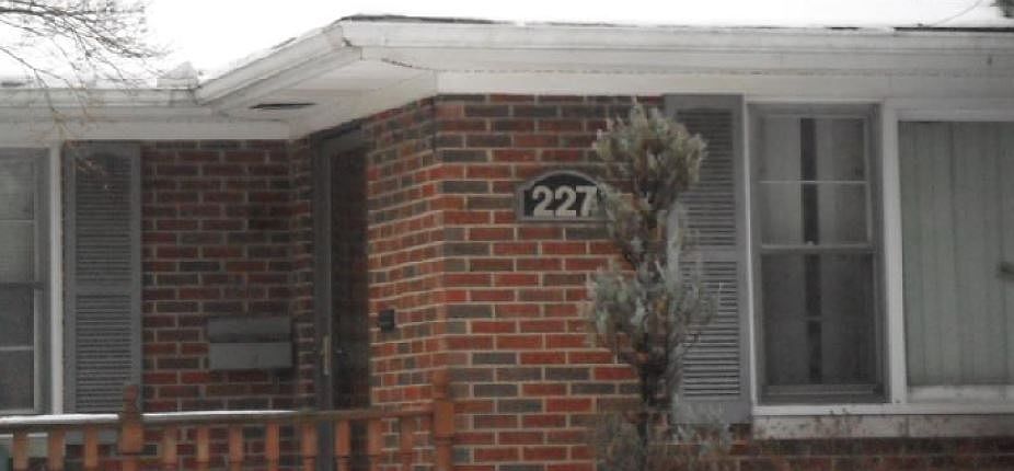 2nd image of 227 Summit Ave