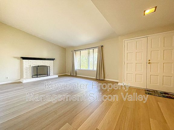 3rd image of 6741 Altiplano Way