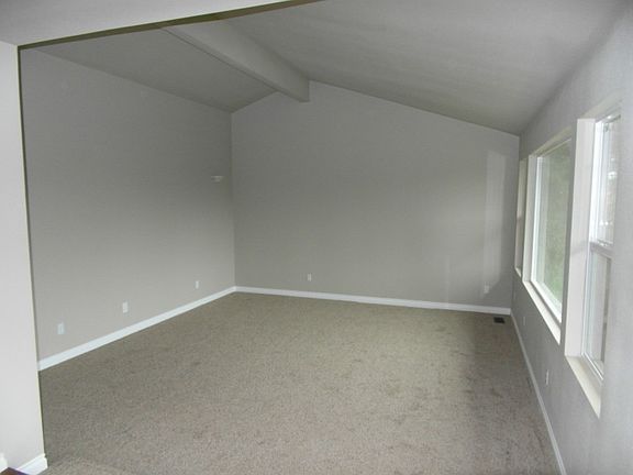4th image of 12055 Viewcrest Pl NE