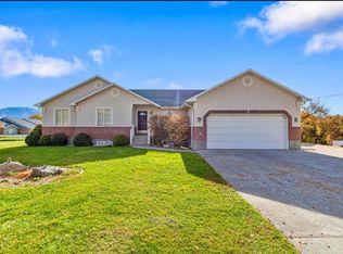 98 W 400 S, Smithfield, UT 84335