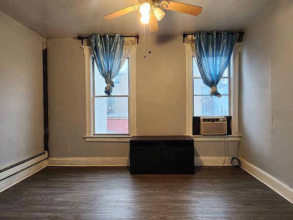 4th image of 75A Clifton Pl Floor 2