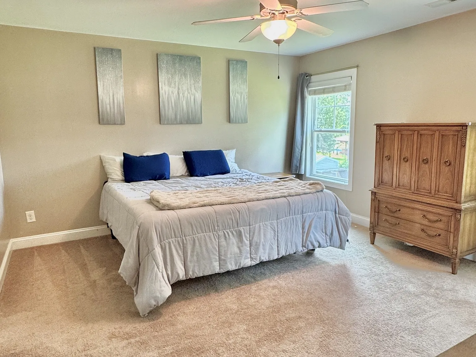 108 Courtney Drive - 1 — Photo 4