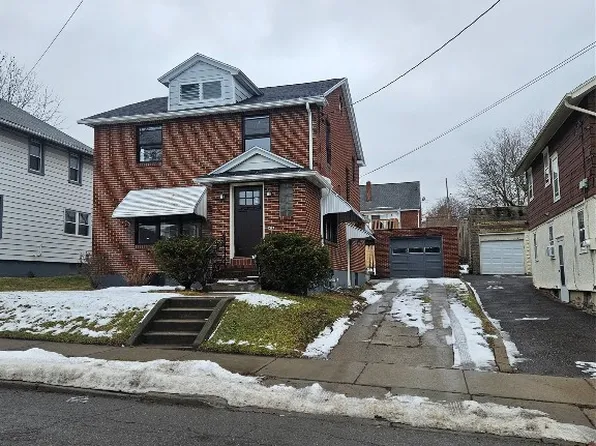 106 Hayes Ave, Endicott, NY 13760