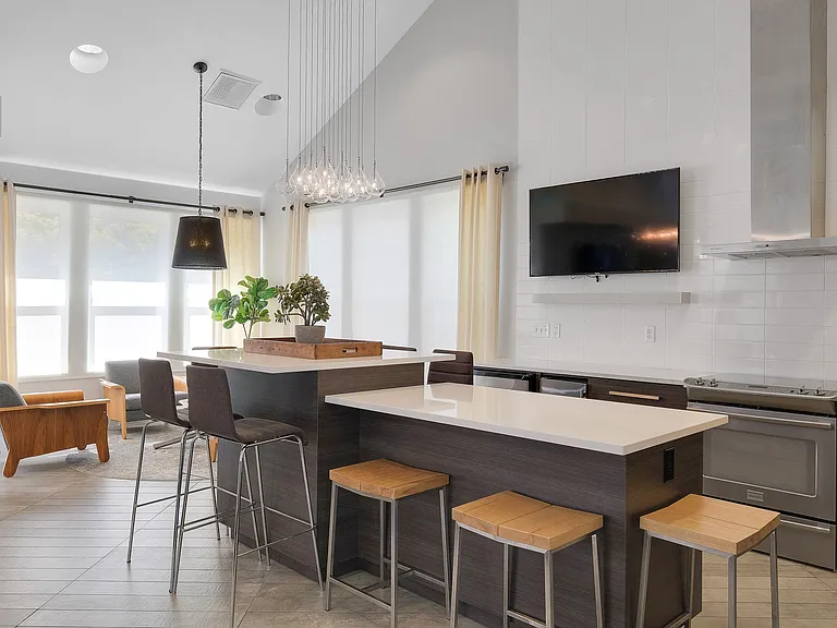 Centro Apartments — Photo 12