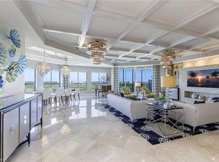 295 Grande Way #PENTHOUSE 2, Naples, FL 34110