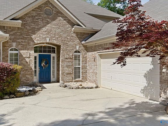 5th image of 7104 Tull Water Dr SE