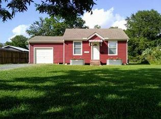 1324 N 22nd St, Nederland, TX 77627