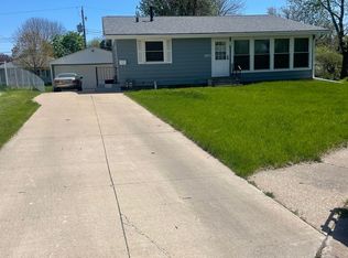 2613 31st St, Rock Island, IL
