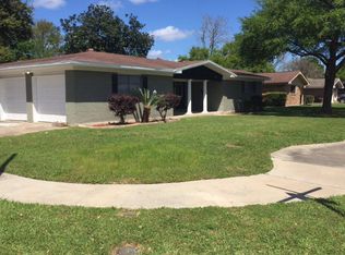 3174 Sandalwood Dr, Port Neches, TX 77651