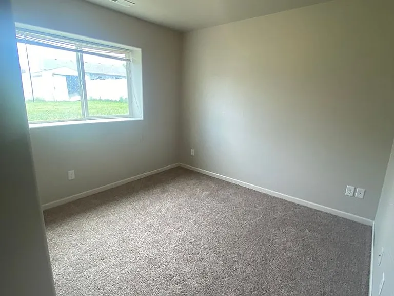 6587 Cambridge Pl — Photo 22