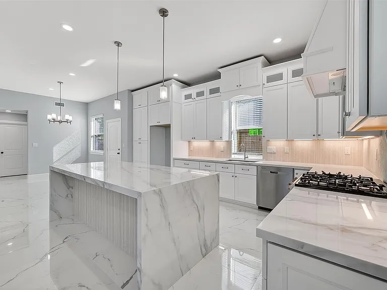 3344 Sanders St — Photo 27