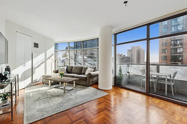 Sold by Corcoran Legends Realty | media 2