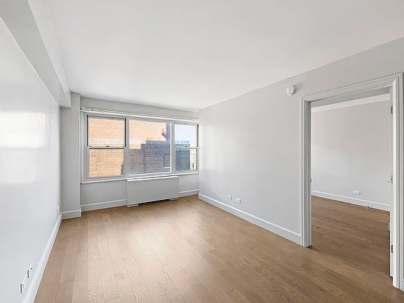 5th image of 10740 Queens Blvd APT 9C