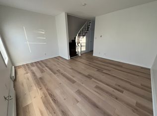 5813 Cunard St #2, Halifax, NS B3K 1E1