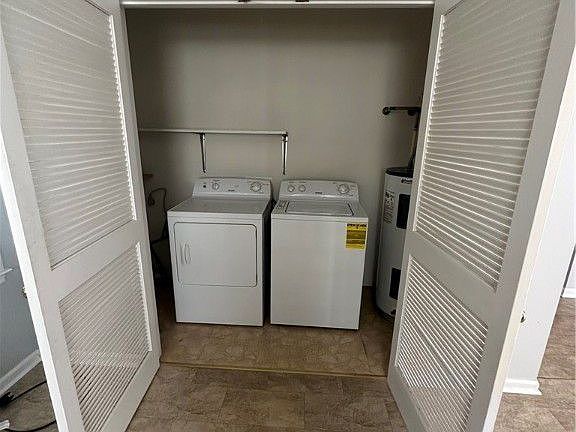 5th image of 24111 Gaydell Dr