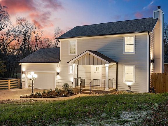 3rd image of 433 Southwood Dr