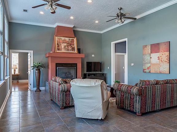 5th image of 56 Tierra Lago Dr
