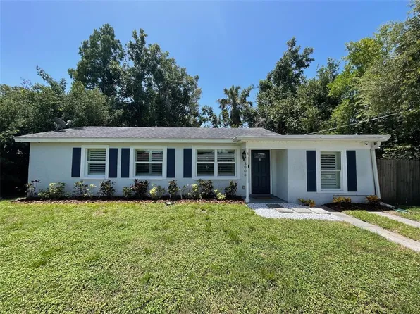 3906 W Rogers Ave, Tampa, FL 33611