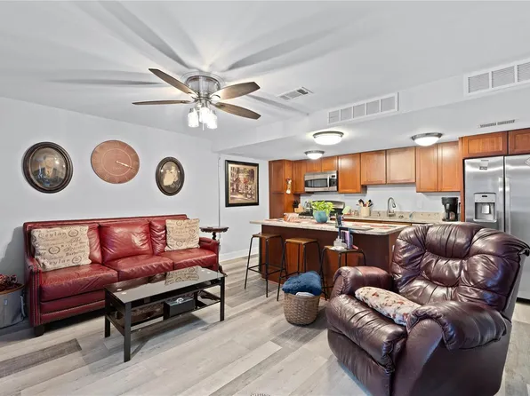 1150 Rue La Chelle Walk, Saint Louis, MO 63141