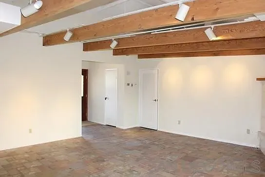 5854 Mott St — Photo 3