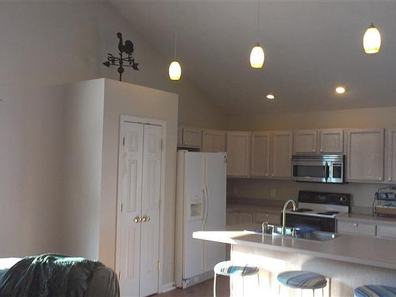 5th image of 6909 Summergreen Dr