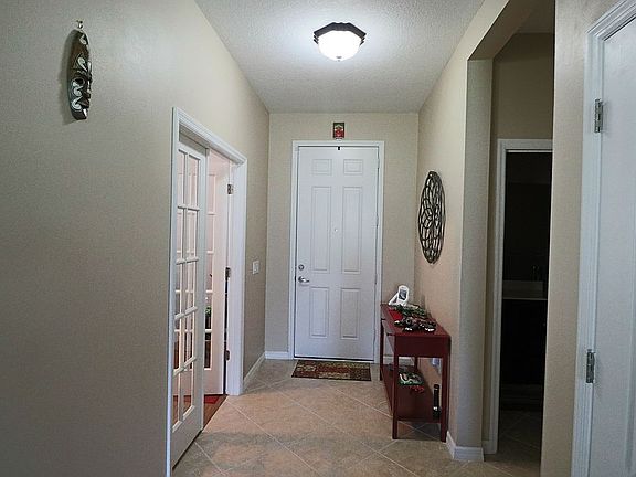 4th image of 4642 Woodbrook Dr