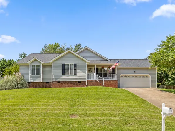 10525 Hunter Trace Dr, Soddy Daisy, TN 37379