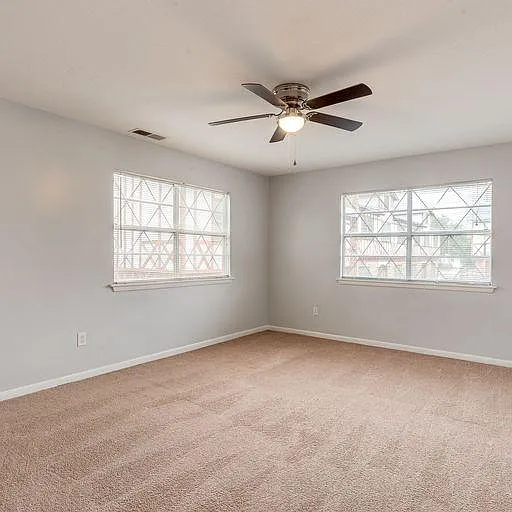 2 bed / 1.5 bath