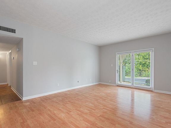 3rd image of 5709 Lyons View Pike Unit 2104-1