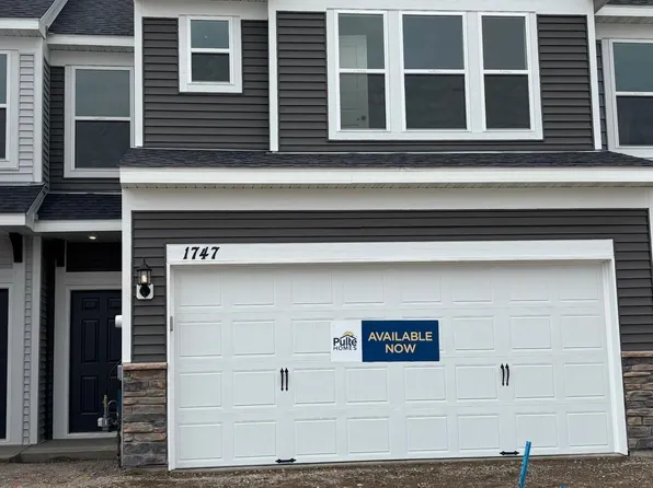 1747 Hauer Trl, Shakopee, MN 55379