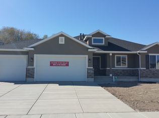 125 W 1825 N, North Ogden, UT 84414