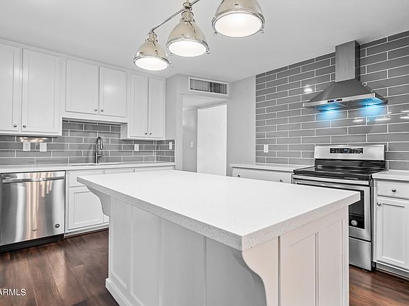 2nd image of 7532 E ROOSEVELT Street