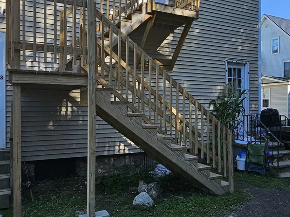 17 Spring St #6, Houlton, ME 04730
