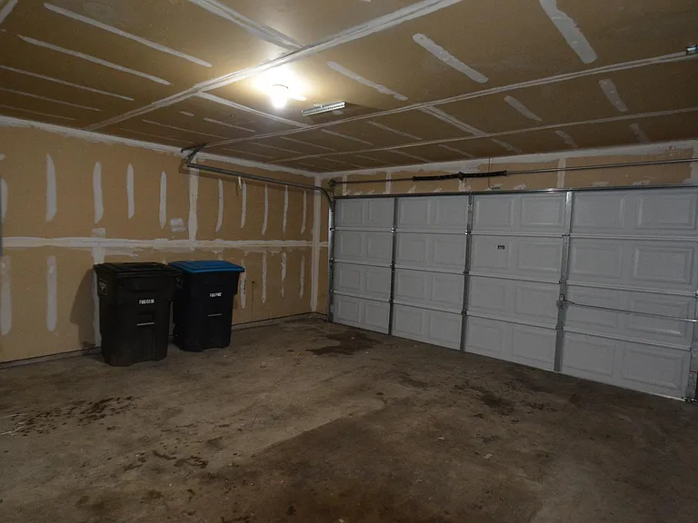10249 Aurora Dr — Photo 10