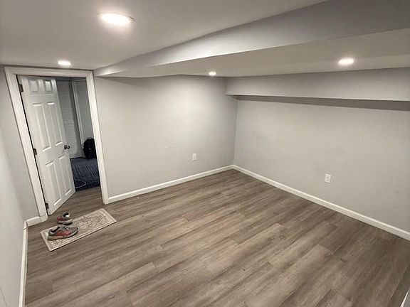 5th image of 113 N Highland Ave