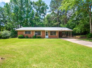 903 Maple Ave, Lumberton, MS 39455